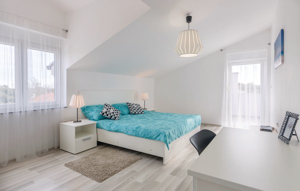 Feriehus - Pula , Kroatia - CIR234 604