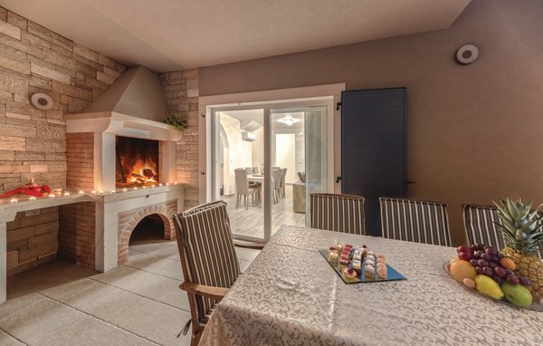 Vakantiehuis - Pula-Radeki Polje , Kroatië - CIR247 4