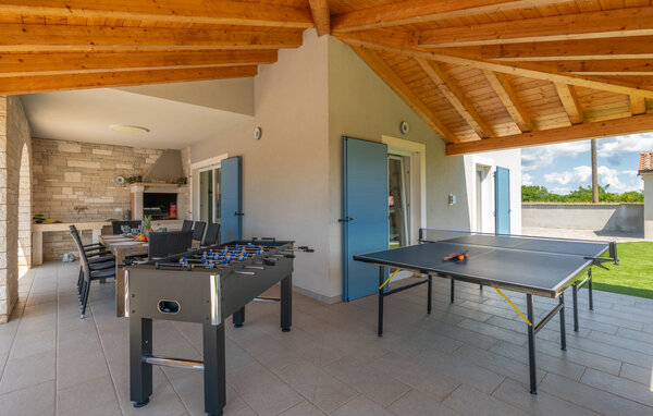 Vakantiehuis - Pula-Radeki Polje , Kroatië - CIR247 6