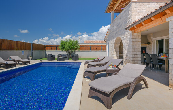 Vakantiehuis - Pula-Radeki Polje , Kroatië - CIR247 13