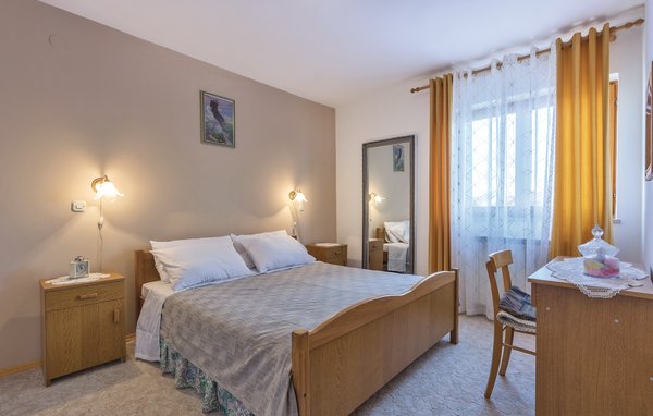 Vakantiehuis - Pula , Kroatië - CIR260 608
