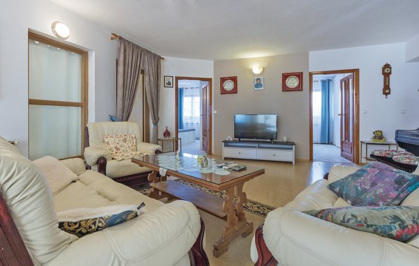 Vakantiehuis - Pula , Kroatië - CIR260 302