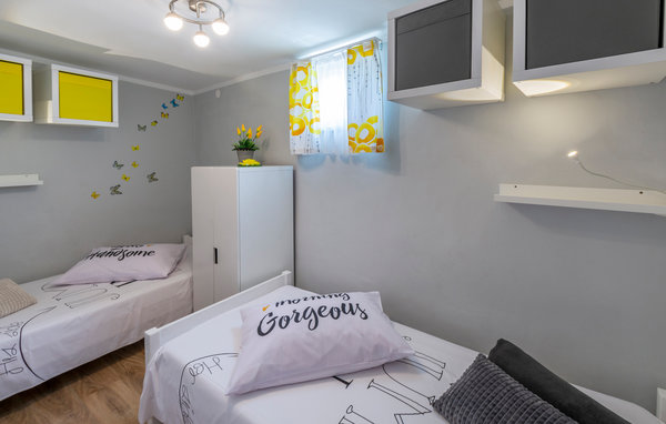 Domy wakacyjne - Pula-Sisan , Chorwacja - CIR271 604