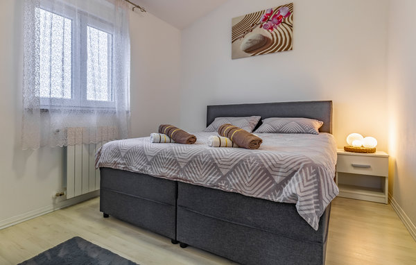 Feriehus - Pula-Skatari , Kroatia - CIR336 601