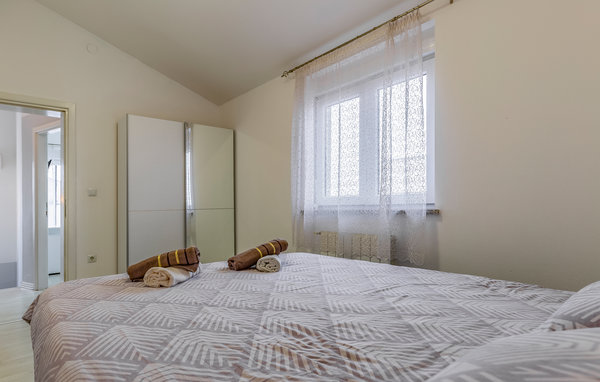 Feriehus - Pula-Skatari , Kroatia - CIR336 602