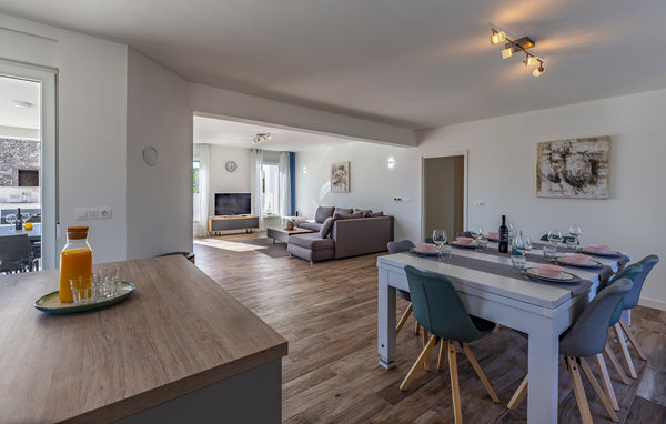 Ferienhaus - Pula-Galizana , Kroatien - CIR353 305