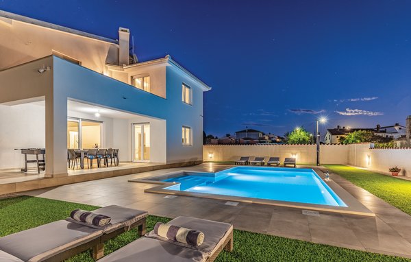 Ferienhaus - Pula-Galizana , Kroatien - CIR353 104
