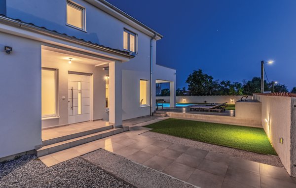 Ferienhaus - Pula-Galizana , Kroatien - CIR353 108