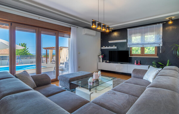 Ferienhaus - Vodnjan , Kroatien - CIR373 302