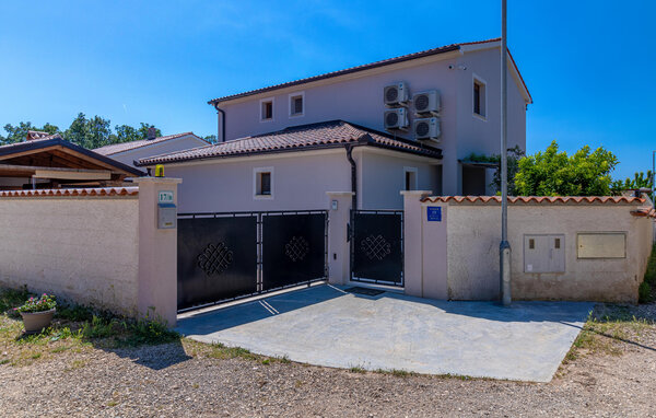 Ferienhaus - Vodnjan , Kroatien - CIR373 82