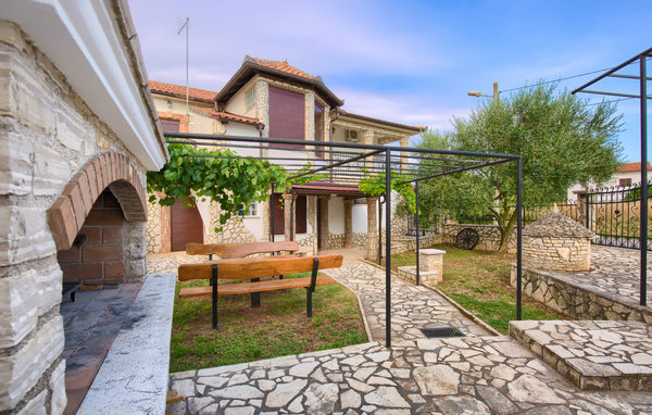 Kuća-za-odmor - Pula-Jadreski , Hrvatska - CIR386 1