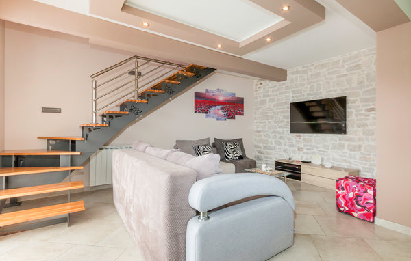 Casa de vacaciones - Pula , Croacia - CIR389 301