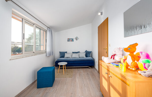 Feriehus - Pula-Radeki Polje , Kroatia - CIR390 606