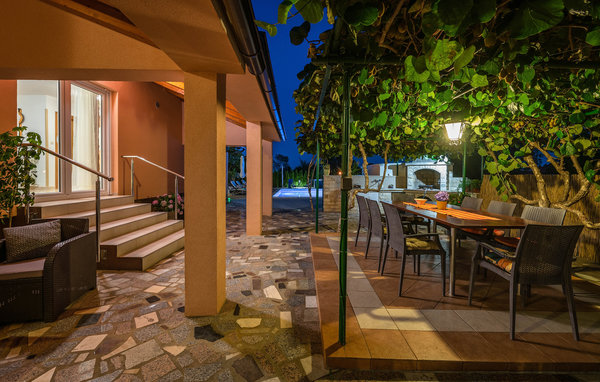 Holiday Home - Pula-Radeki Polje , Croatia - CIR390 110