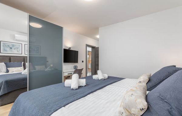 Vakantiehuis - Pula , Kroatië - CIR392 604