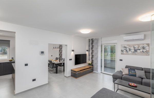 Vakantiehuis - Pula , Kroatië - CIR392 302