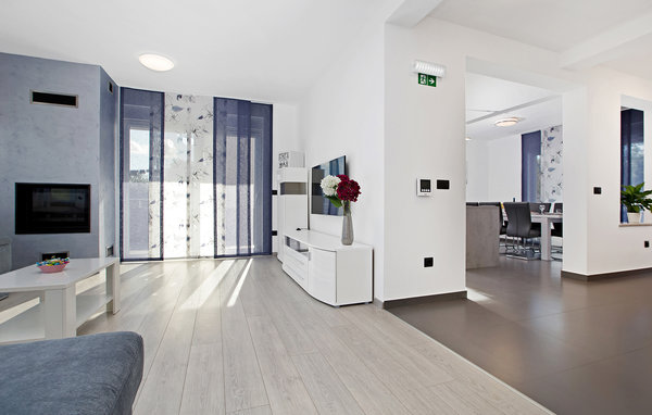 Vakantiehuis - Pula , Kroatië - CIR392 305
