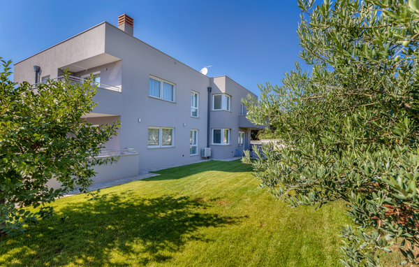 Vakantiehuis - Pula , Kroatië - CIR392 83