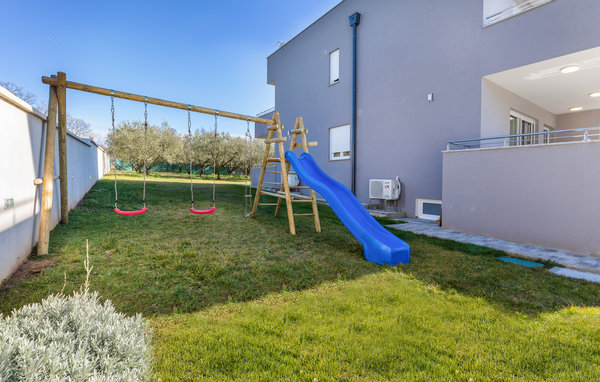 Vakantiehuis - Pula , Kroatië - CIR392 84