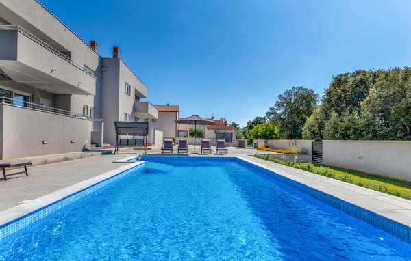 Vakantiehuis - Pula , Kroatië - CIR392 12