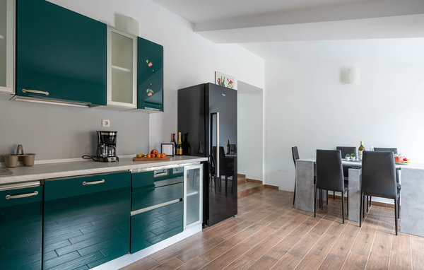Holiday Home - Pula-Loborika , Croatia - CIR402 401