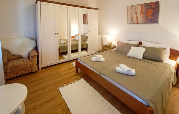 Vakantiehuis - Pula , Kroatië - CIR408 604