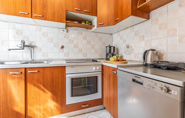 Vakantiehuis - Pula , Kroatië - CIR408 402
