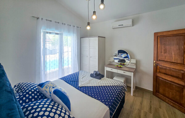 Feriehuse - Pula-Galizana , Kroatien - CIR414 604