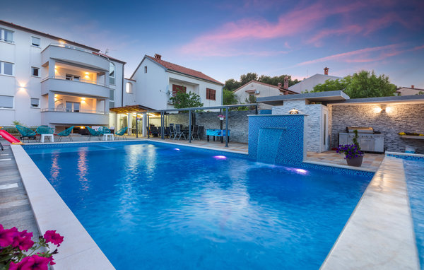 Ferienhaus - Pula , Kroatien - CIR415 104