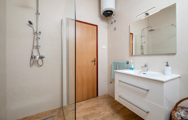Holiday Home - Pula-Galizana , Croatia - CIR420 703