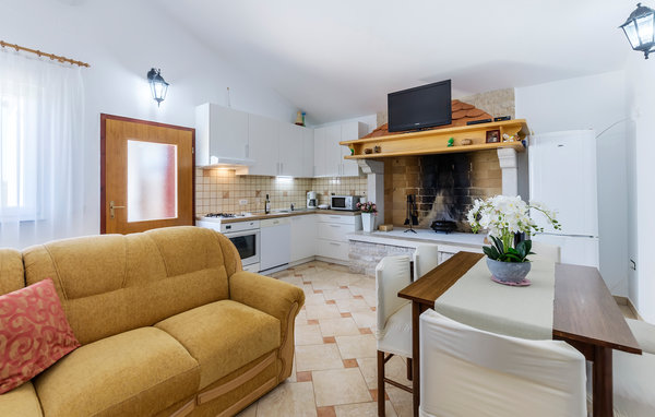 Holiday Home - Pula-Galizana , Croatia - CIR420 4