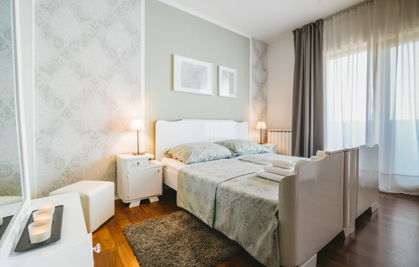 Vakantiehuis - Pula , Kroatië - CIR445 603