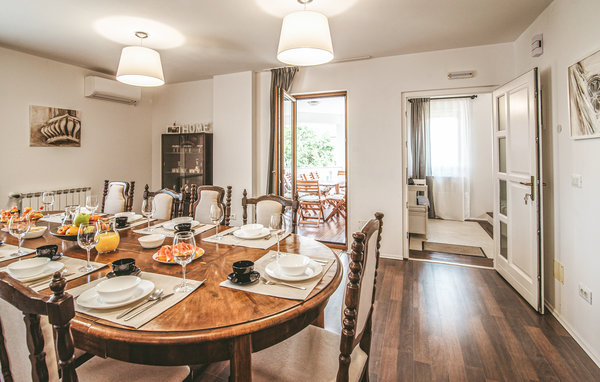 Vakantiehuis - Pula , Kroatië - CIR445 5