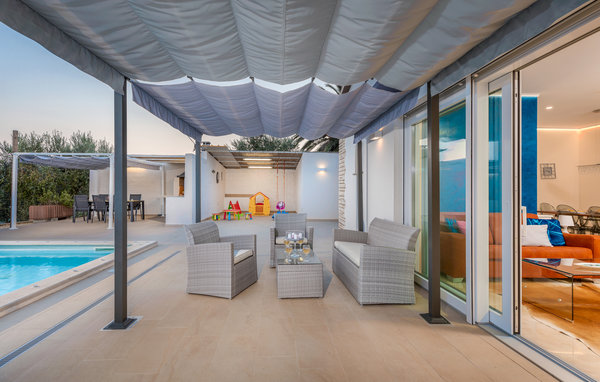 Feriehus - Pula , Kroatia - CIR449 101