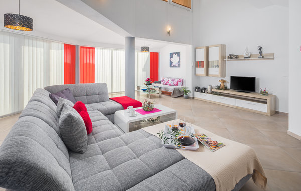 Feriehus - Pula , Kroatia - CIR502 304