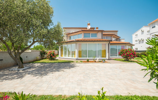 Feriehus - Pula , Kroatia - CIR502 82