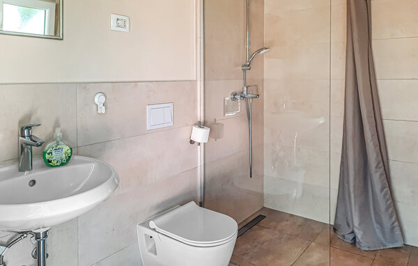 Semesterhus - Pula , Kroatien - CIR516 703