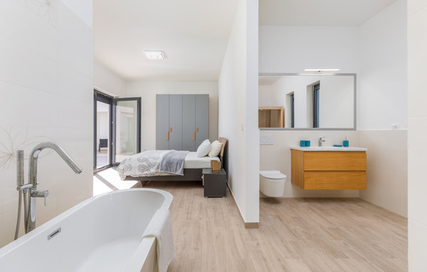 Semesterhus - Pula-Vintijan , Kroatien - CIR523 702