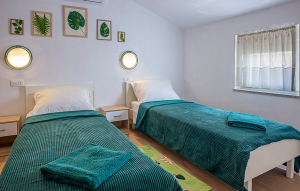 Holiday Home - Pula-Sikici , Croatia - CIR562 607
