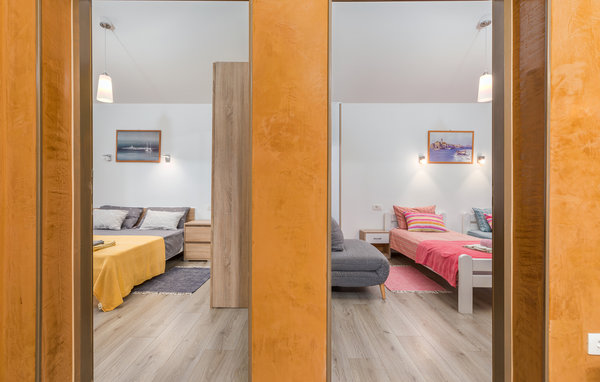 Semesterhus - Pula-Galizana , Kroatien - CIR595 603