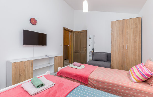 Semesterhus - Pula-Galizana , Kroatien - CIR595 605
