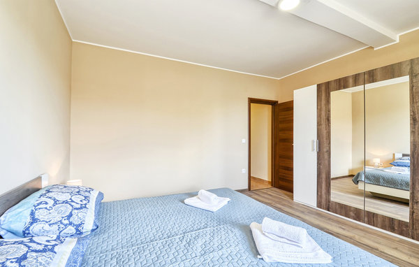 Holiday Home - Pula-Galizana , Croatia - CIR596 609
