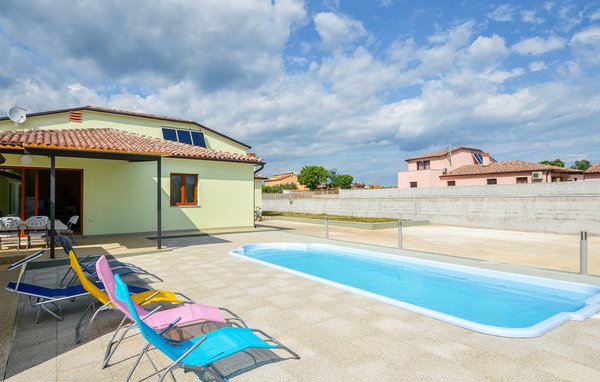 Holiday Home - Pula-Galizana , Croatia - CIR596 11