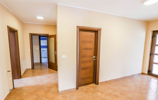Feriehuse - Pula - Galizana , Kroatien - CIR597 504