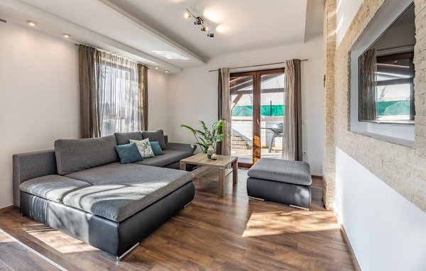 Feriehus - Pula , Kroatia - CIR601 301