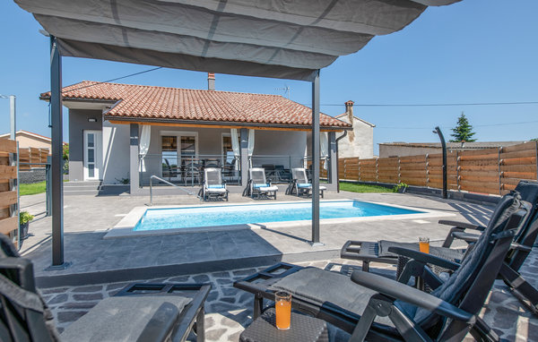 Vakantiehuis - Pula-Loborika , Kroatië - CIR637 12
