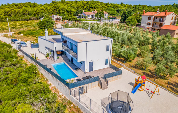 Domy wakacyjne - Pula , Chorwacja - CIR650 83