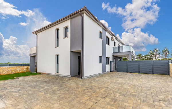 Vakantiehuis - Pula - Sisan , Kroatië - CIR655 81