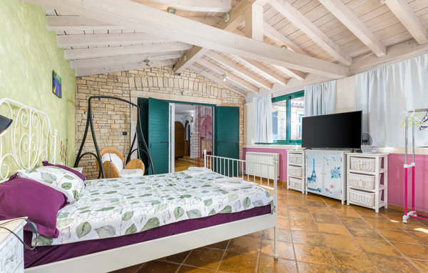 Domy wakacyjne - Pula , Chorwacja - CIR659 602
