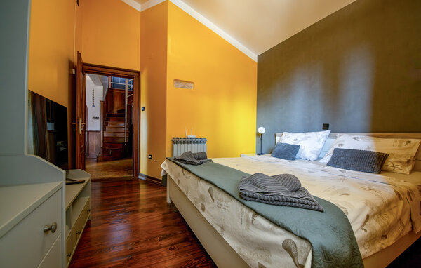 Feriehus - Pula , Kroatia - CIR659 608